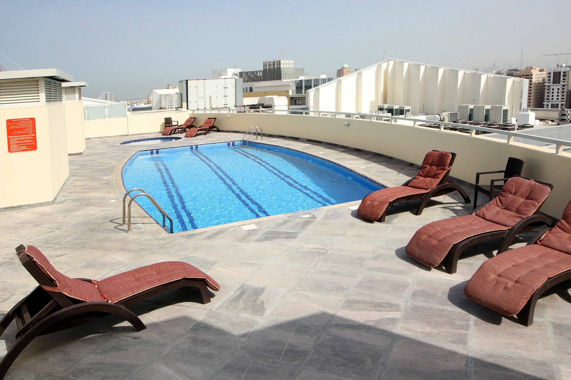 Spacious 2 Bedroom In Al Telal 11, Al Barsha 1 두바이 외부 사진